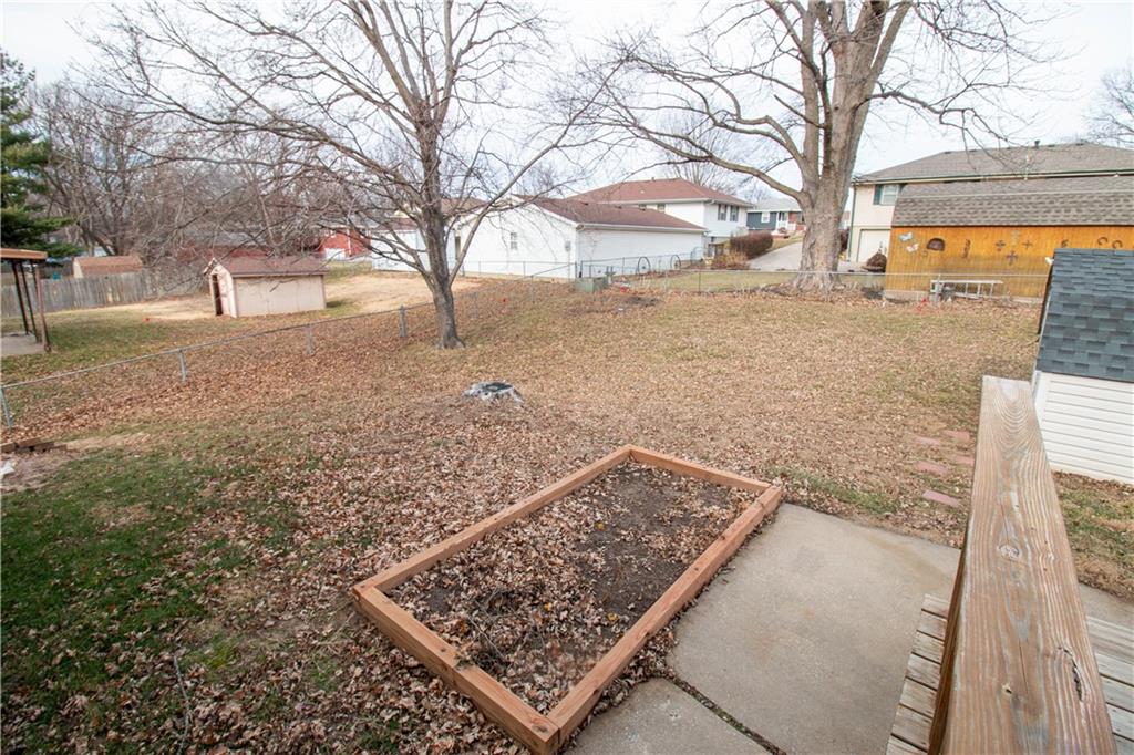 3001 Dover Street St. Joseph, MO 64506 - Photo 34 of 37