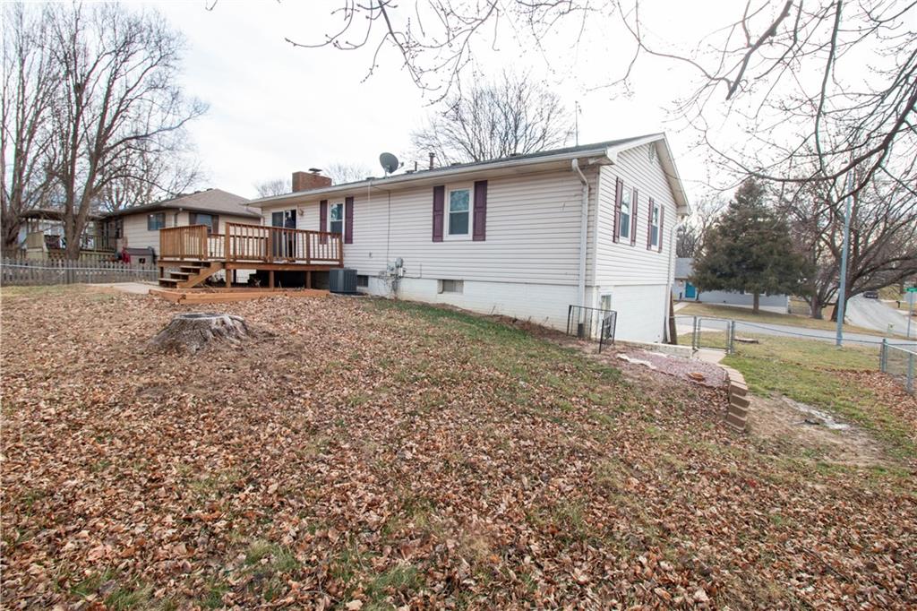 3001 Dover Street St. Joseph, MO 64506 - Photo 36 of 37