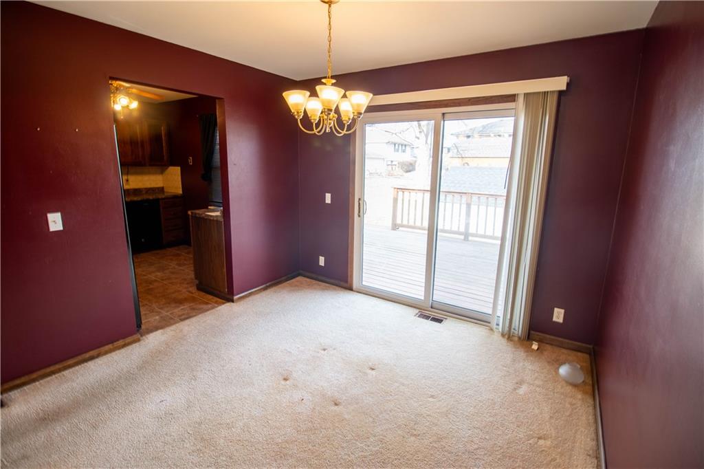 3001 Dover Street St. Joseph, MO 64506 - Photo 9 of 37