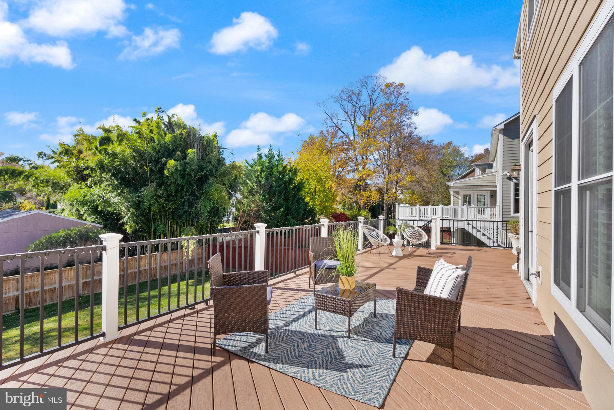 1009 Cottage Street Southwest Vienna, VA 22180 - Photo 16 of 35