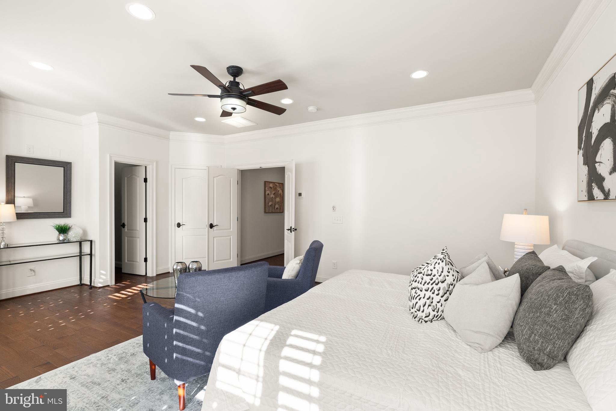 1009 Cottage Street Southwest Vienna, VA 22180 - Photo 18 of 35