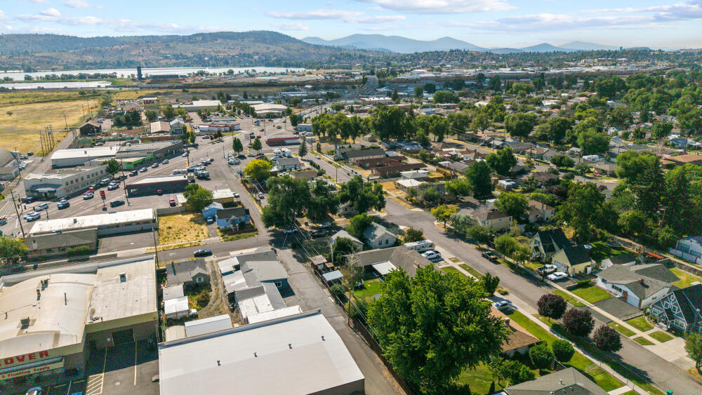 1633 Division Street Klamath Falls, OR 97601 - Photo 69 of 69 1633DivisionSt-69
