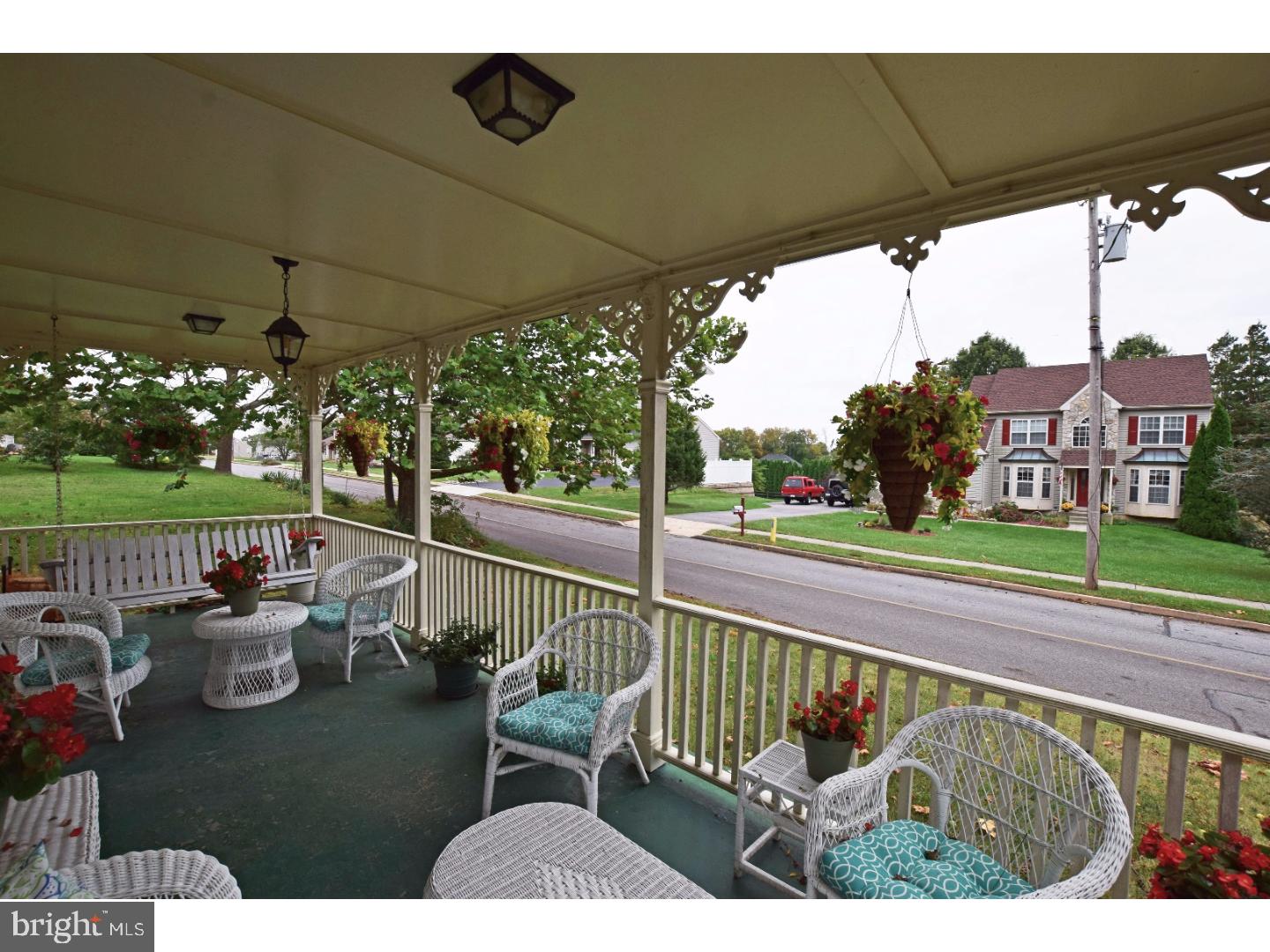 517 Tryens Road Aston, PA 19014 - Photo 2 of 25 Porch