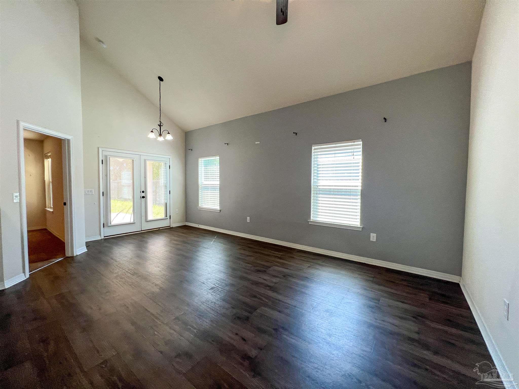 5845 Fairlands Road Milton, FL 32583 - Photo 6 of 27