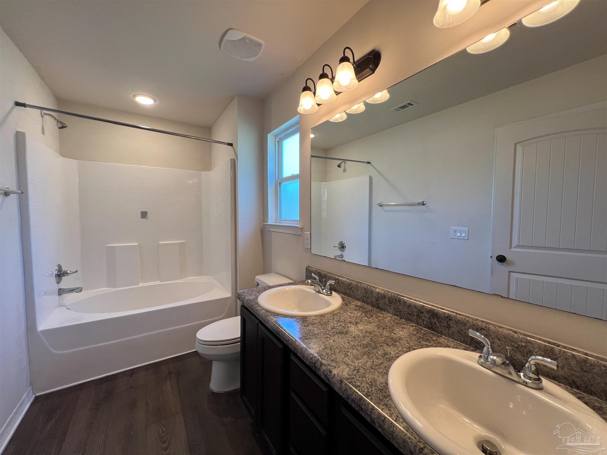 5845 Fairlands Road Milton, FL 32583 - Photo 10 of 27