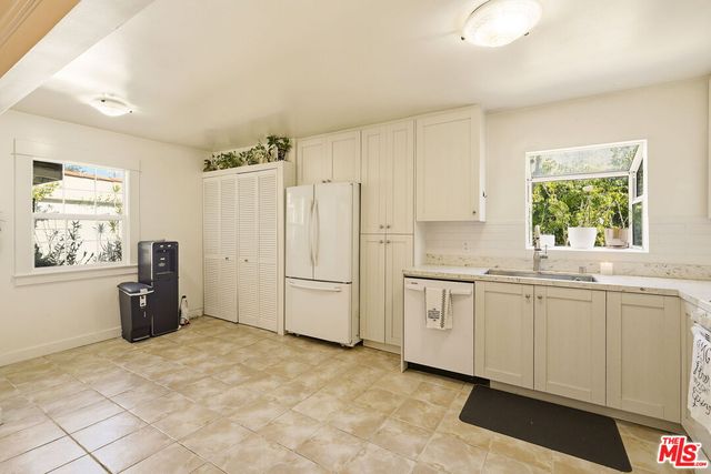 $1,195,000 | 6603 Willoughby Avenue, Los Angeles, CA 90038