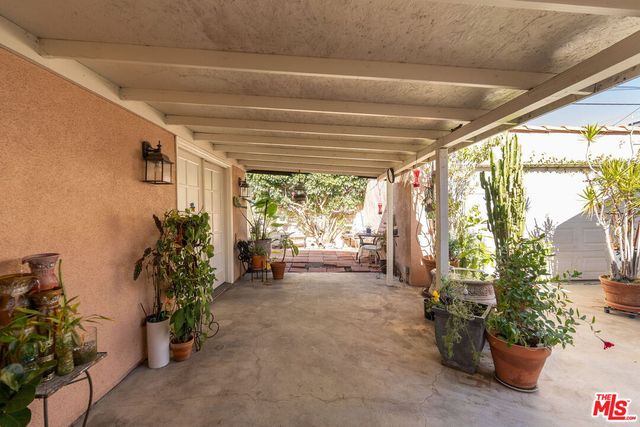 $1,195,000 | 6603 Willoughby Avenue, Los Angeles, CA 90038