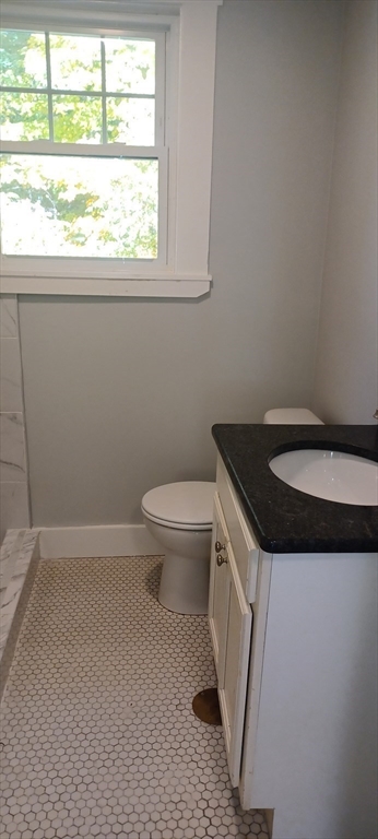 142 Warren Road, Unit B Framingham, MA 01702 - Photo 5 of 16