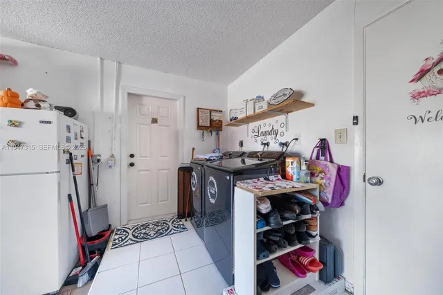 $535,000 | 9400 Northwest 82nd Street, Tamarac, FL 33321