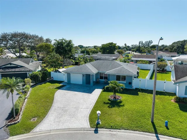 $535,000 | 9400 Northwest 82nd Street, Tamarac, FL 33321