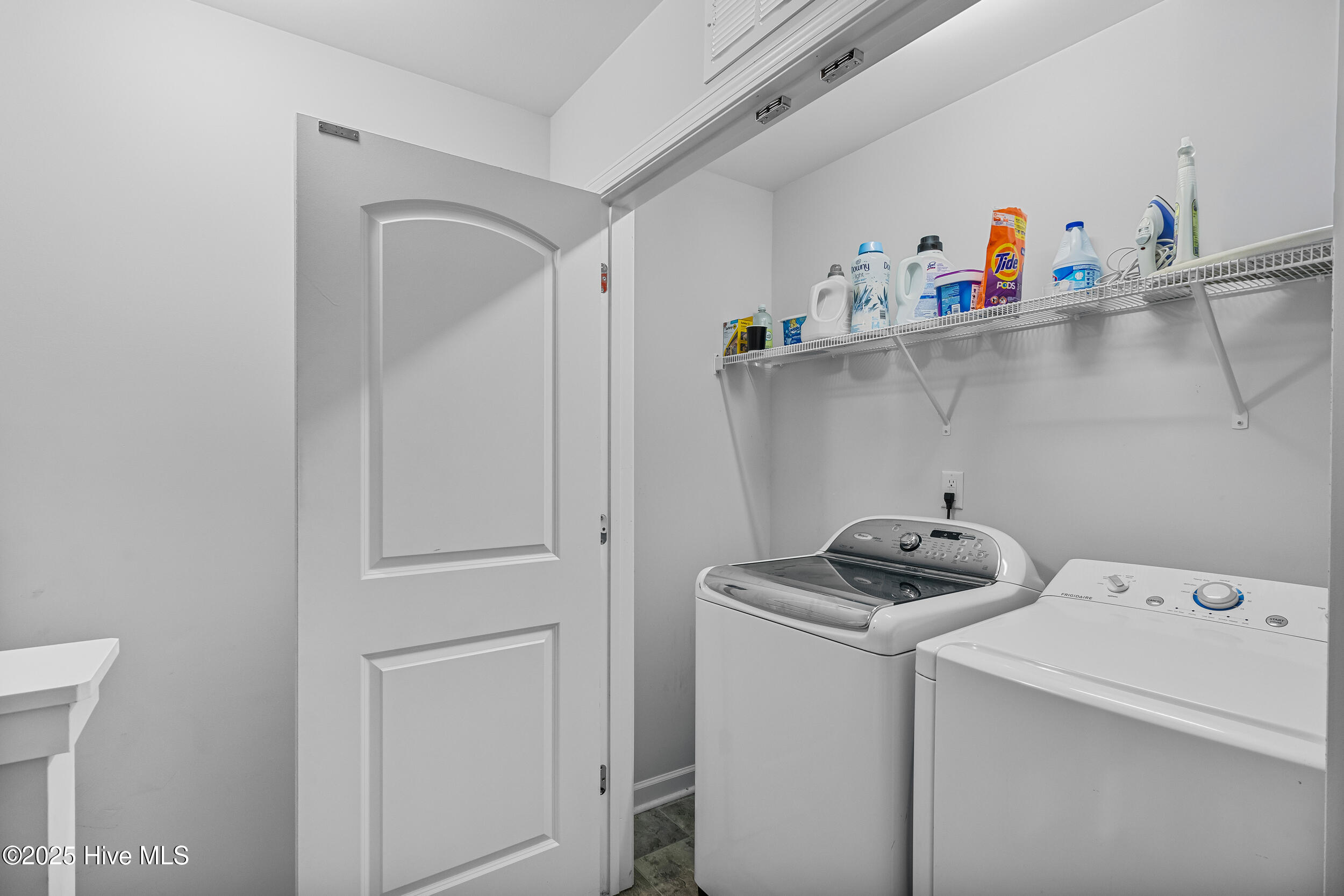 20 Aspen Road Hampstead, NC 28443 - Photo 14 of 29 Laundry-2