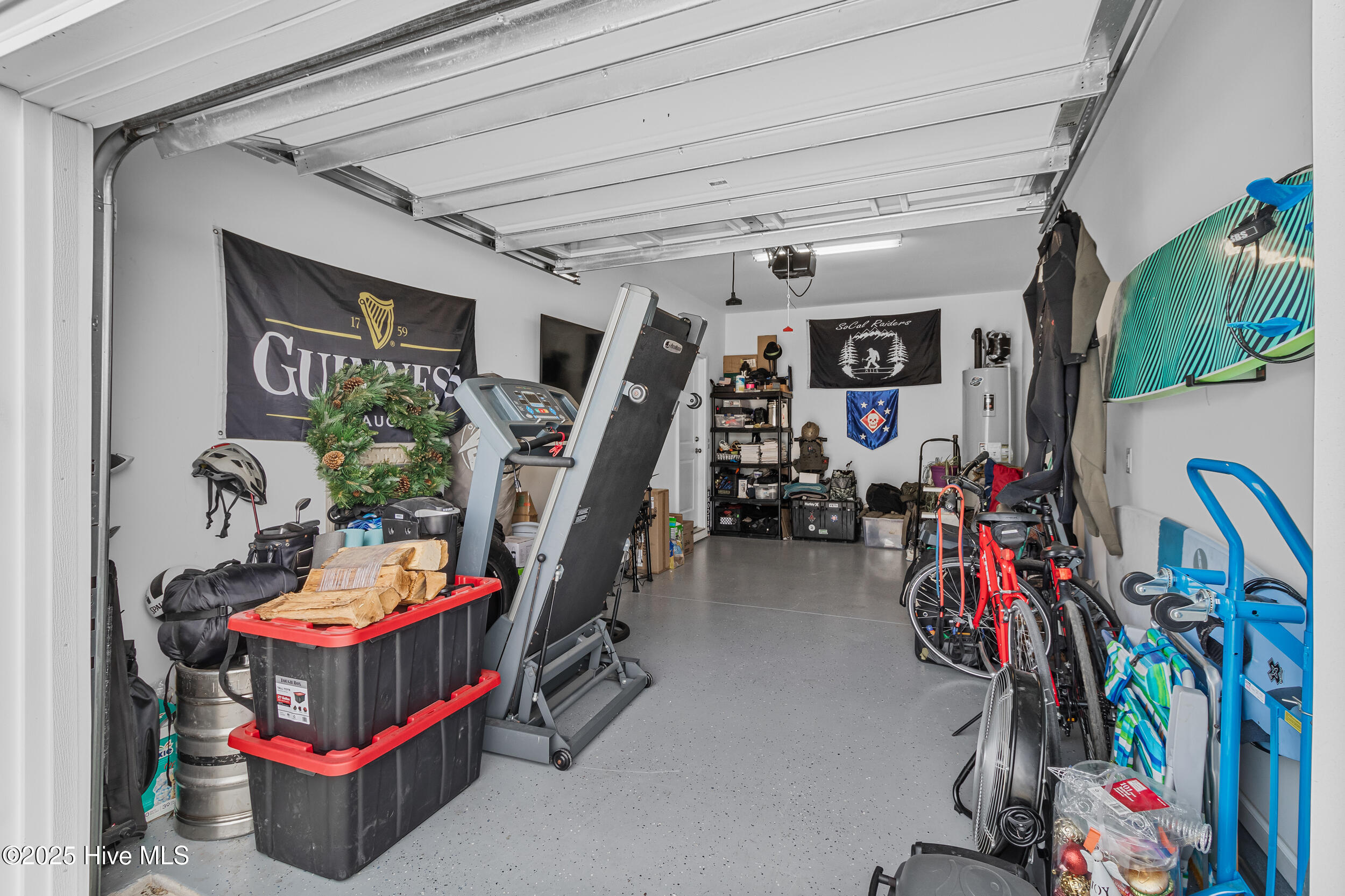 20 Aspen Road Hampstead, NC 28443 - Photo 25 of 29 Garage