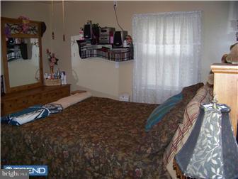 209 East Monroe Avenue Magnolia, NJ 08049 - Photo 4 of 9 Bedroom - Main