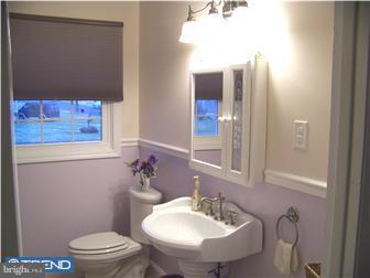 209 East Monroe Avenue Magnolia, NJ 08049 - Photo 7 of 9 Bathroom