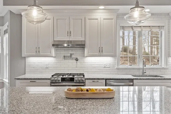 $1,375,000 | 3 Nashoba Drive, Chelmsford, MA 01824