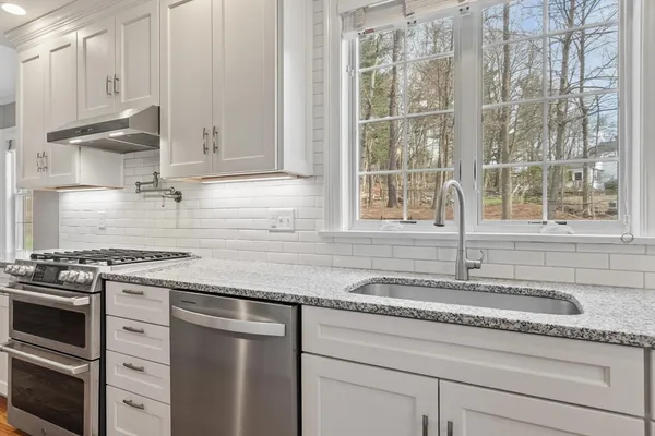 $1,375,000 | 3 Nashoba Drive, Chelmsford, MA 01824