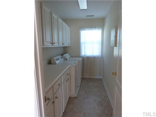 7500 Lagrange Drive Raleigh, NC 27613 - Photo 7 of 20