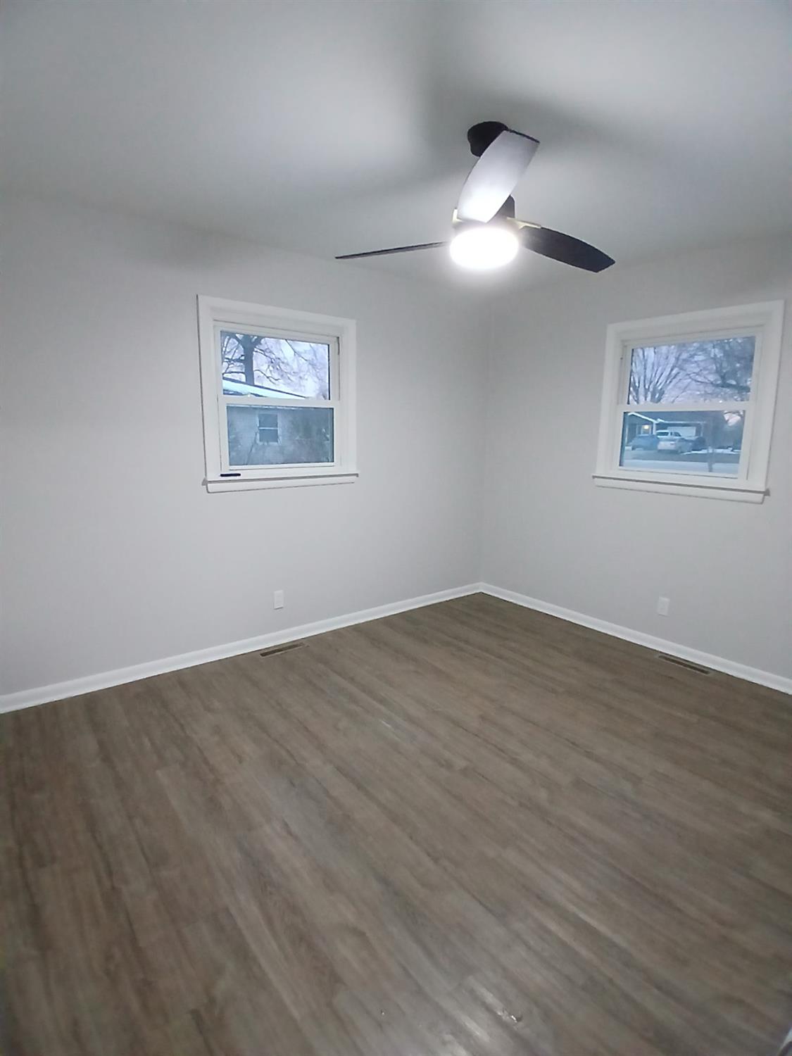 207 East Ford Street Connersville, IN 47331 - Photo 14 of 19