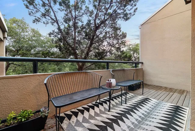 $540,000 | 1707 Spyglass Drive, Unit 123, Austin, TX 78746