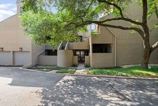 $540,000 | 1707 Spyglass Drive, Unit 123, Austin, TX 78746