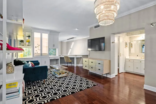 $540,000 | 1707 Spyglass Drive, Unit 123, Austin, TX 78746