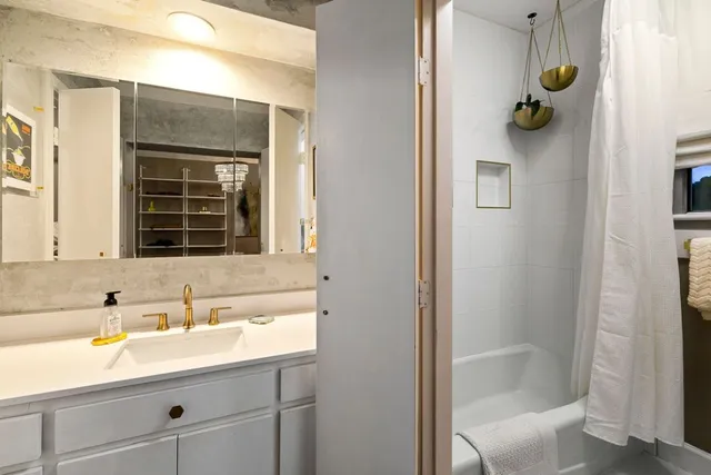 $540,000 | 1707 Spyglass Drive, Unit 123, Austin, TX 78746