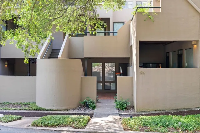 $540,000 | 1707 Spyglass Drive, Unit 123, Austin, TX 78746