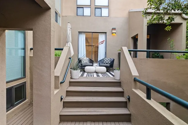 $540,000 | 1707 Spyglass Drive, Unit 123, Austin, TX 78746