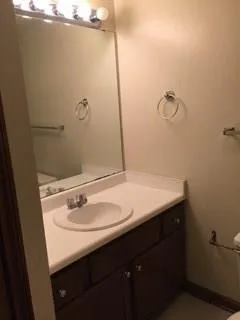 $1,095 | 3116 Prytania Street, Unit 6, New Orleans, LA 70115