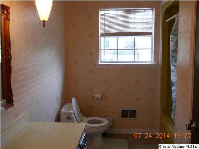 307 Hoagtown Loop Mulga, AL 35118 - Photo 16 of 32