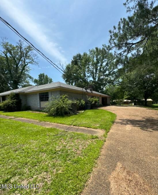 19 Nelson Circle Jackson, MS 39212 - Photo 5 of 5 Picture5