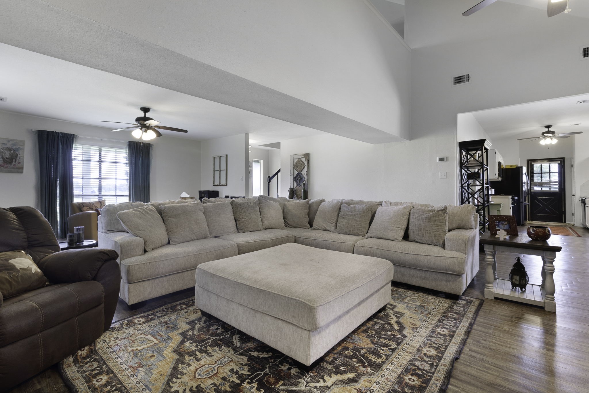 8043 Bell Lane Midway, TX 75852 - Photo 13 of 40 a living room with furniture and a wooden floor