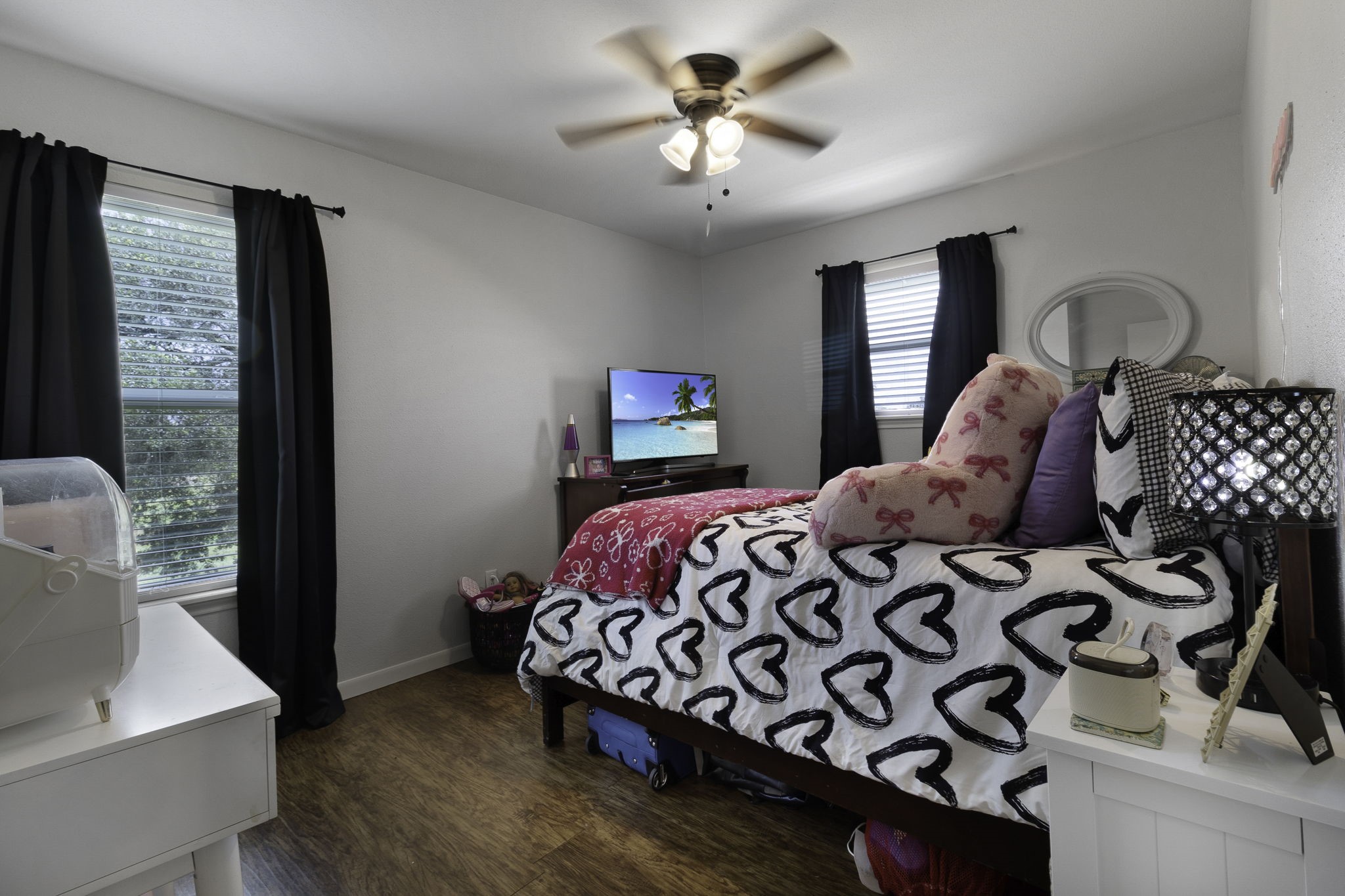 8043 Bell Lane Midway, TX 75852 - Photo 10 of 40 a bedroom with a bed and a window