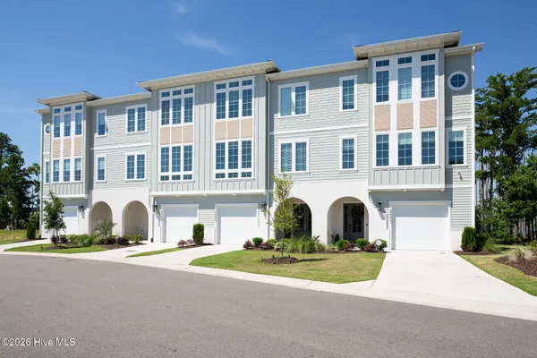 $899,000 | 2689 Alvernia Drive, Castle Hayne, NC 28429