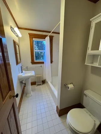 $3,800 | 41 Hawthorn Street, Unit 10, Cambridge, MA 02138