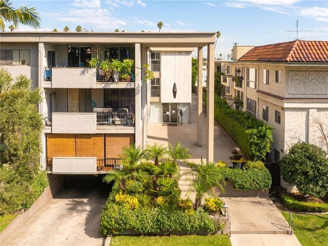 a picture of street view