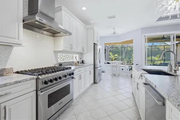 $3,800 | 8319 Nice Way, Sarasota, FL 34238