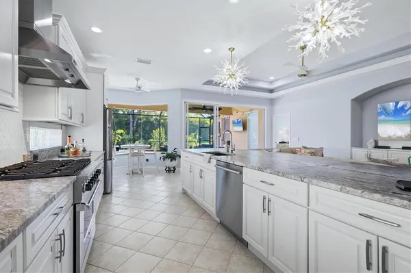 $3,800 | 8319 Nice Way, Sarasota, FL 34238