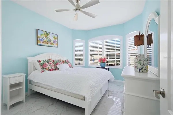 $3,800 | 8319 Nice Way, Sarasota, FL 34238