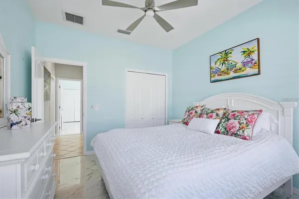 $3,800 | 8319 Nice Way, Sarasota, FL 34238