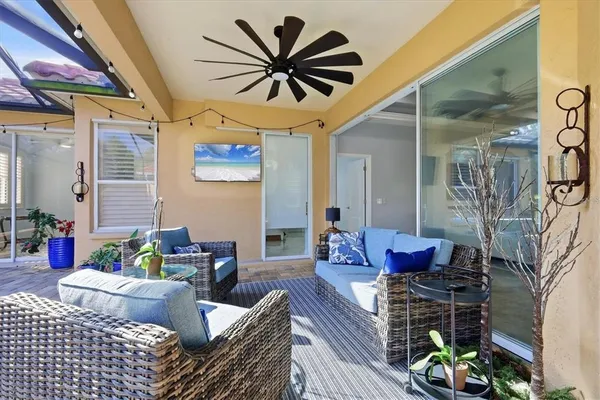 $3,800 | 8319 Nice Way, Sarasota, FL 34238