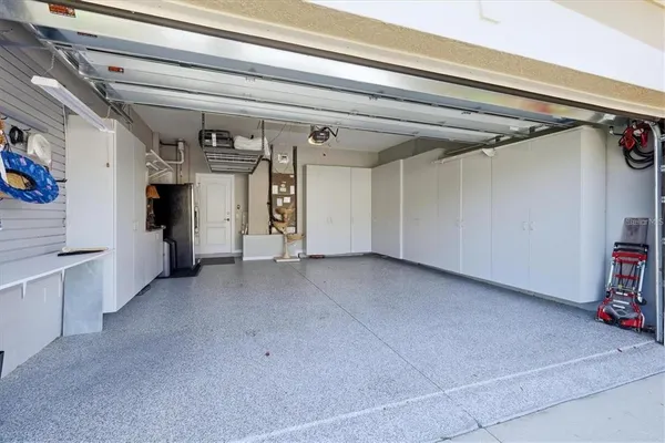$3,800 | 8319 Nice Way, Sarasota, FL 34238