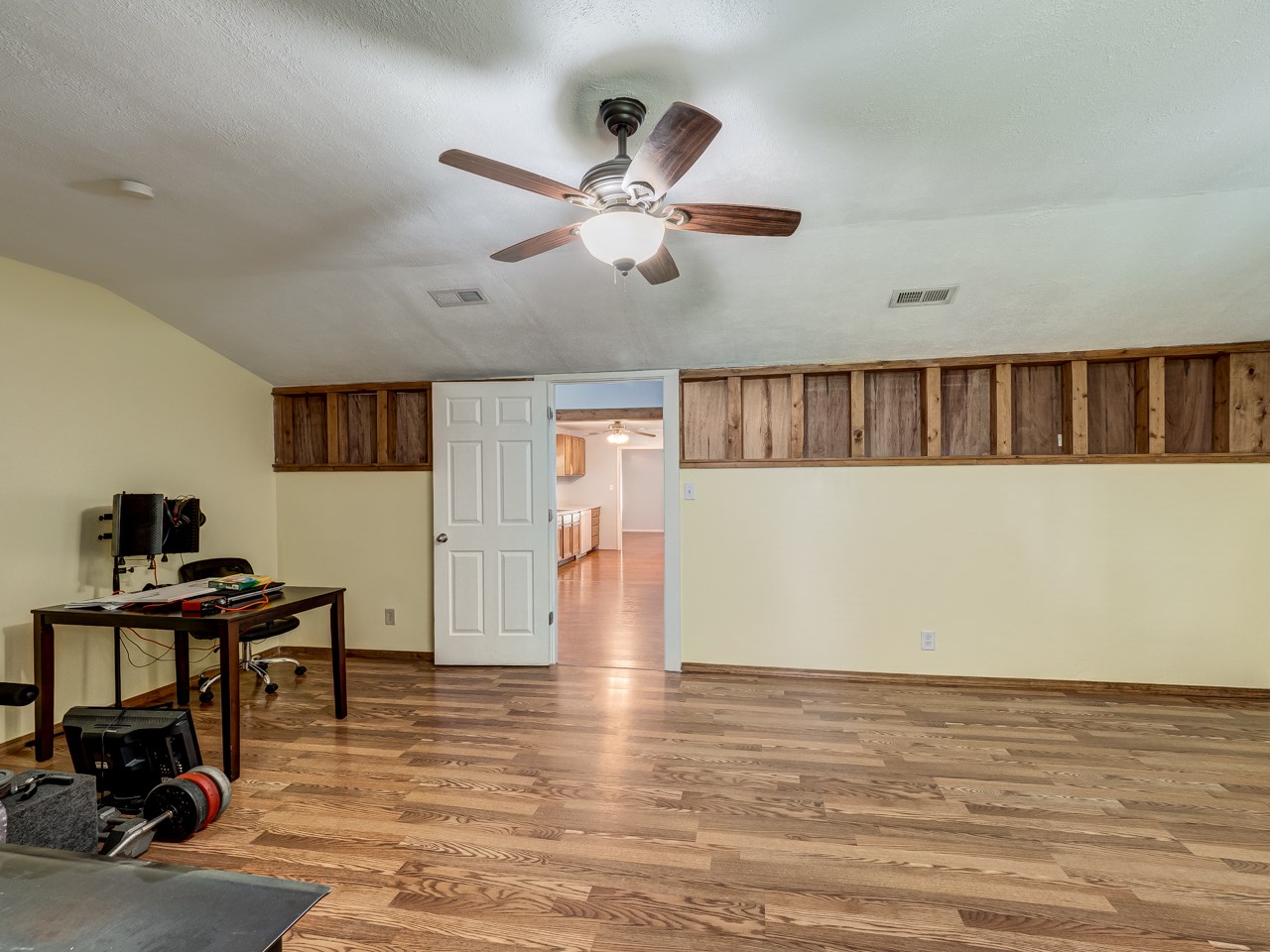 518 Hanover Road Evansville, IN 47710 - Photo 21 of 36 Gallery Image 21