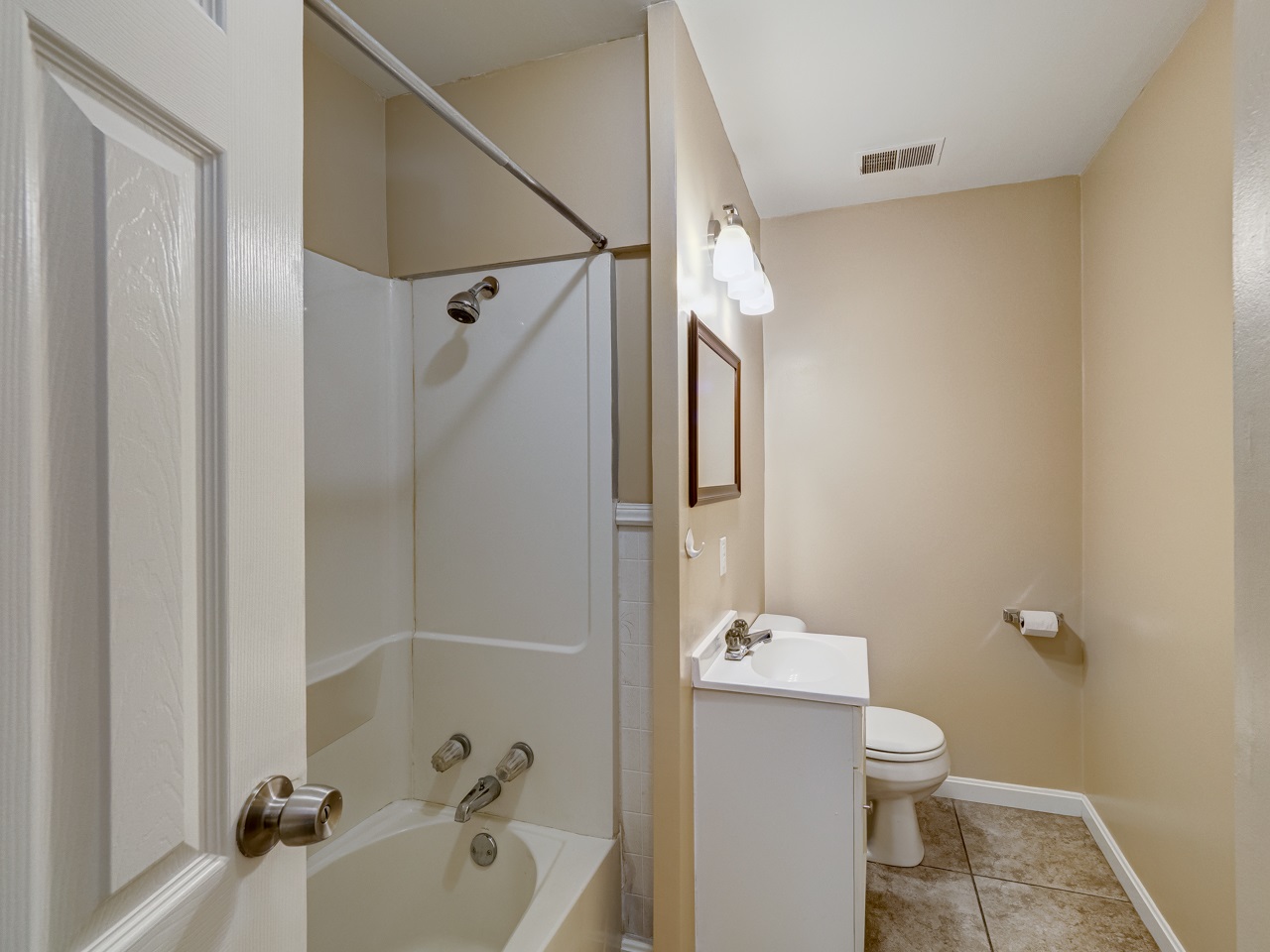 518 Hanover Road Evansville, IN 47710 - Photo 23 of 36 Gallery Image 23