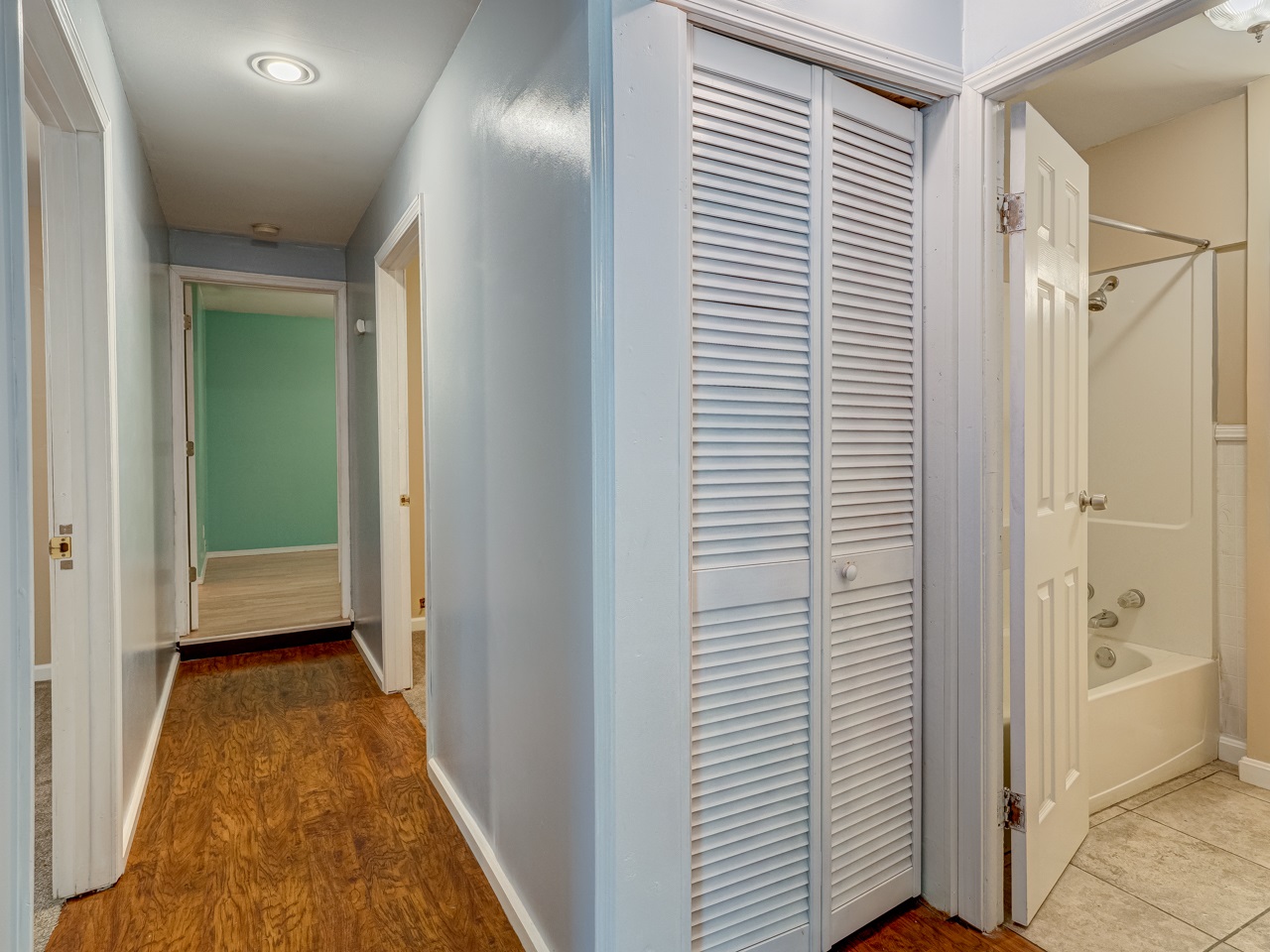 518 Hanover Road Evansville, IN 47710 - Photo 25 of 36 Gallery Image 25