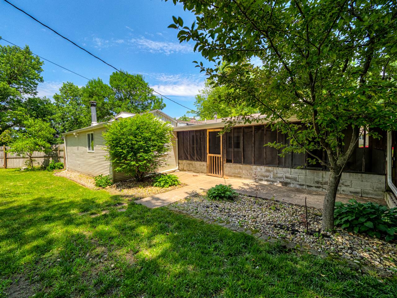 518 Hanover Road Evansville, IN 47710 - Photo 7 of 36 Gallery Image 7