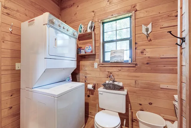 $350,000 | 705 Hickory Drive, Mineral Bluff, GA 30559