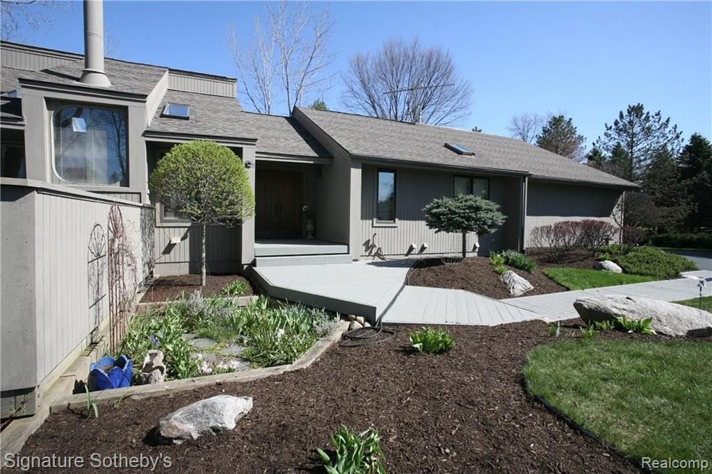 6620 Clarkston Road Clarkston, MI 48346 - Photo 8 of 72