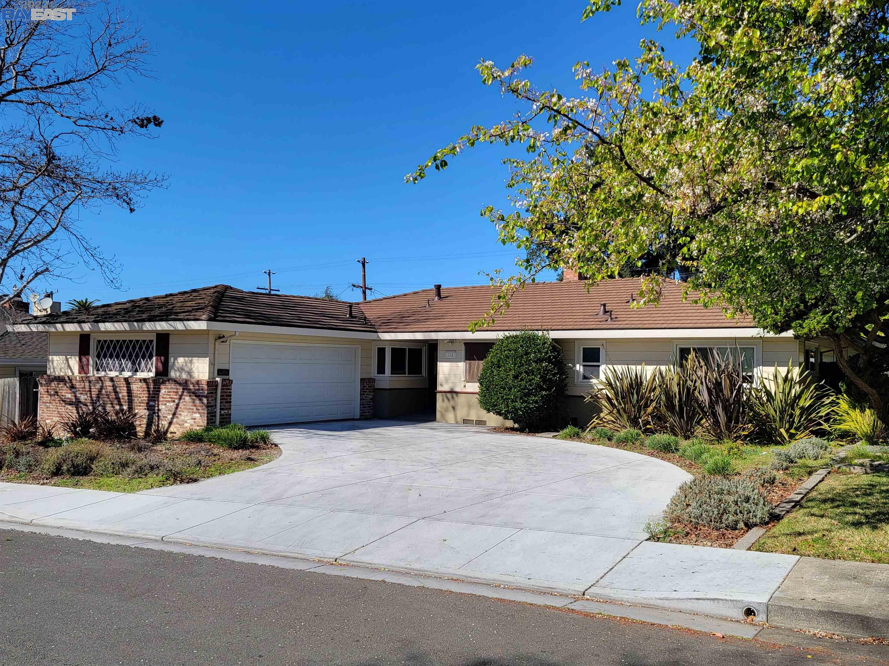 334 Del Mar Avenue Vallejo, CA 94589 - Photo 1 of 1 front view of a house with a garage