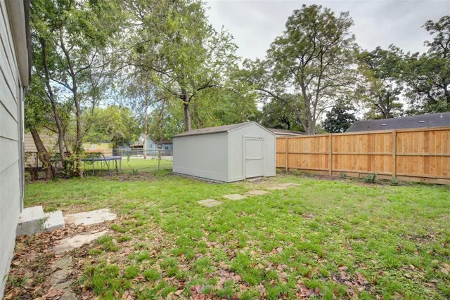 $2,700 | 4220 Delhi Street, Houston, TX 77022